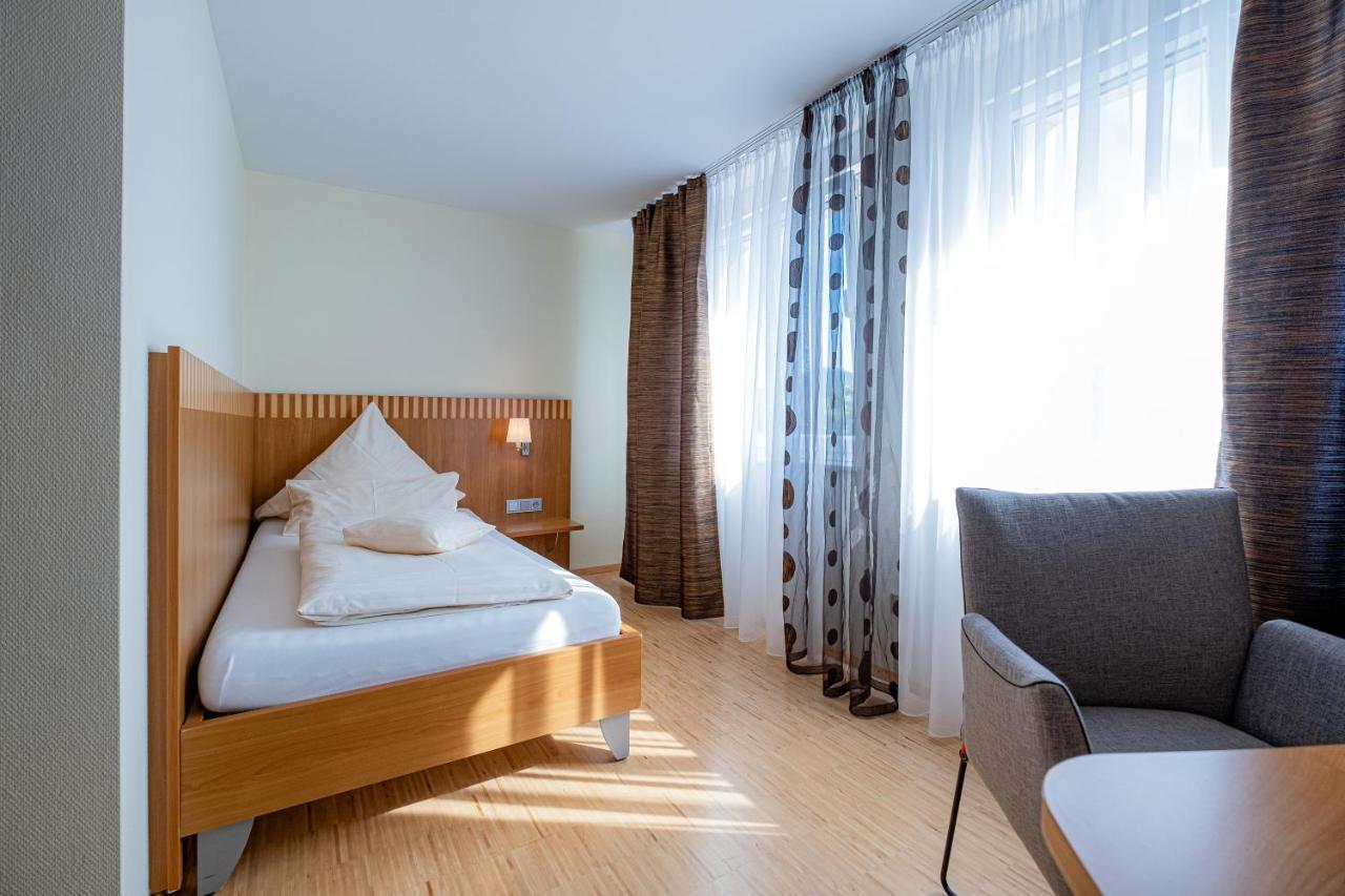 בול Hotel Am Froschbaechel מראה חיצוני תמונה