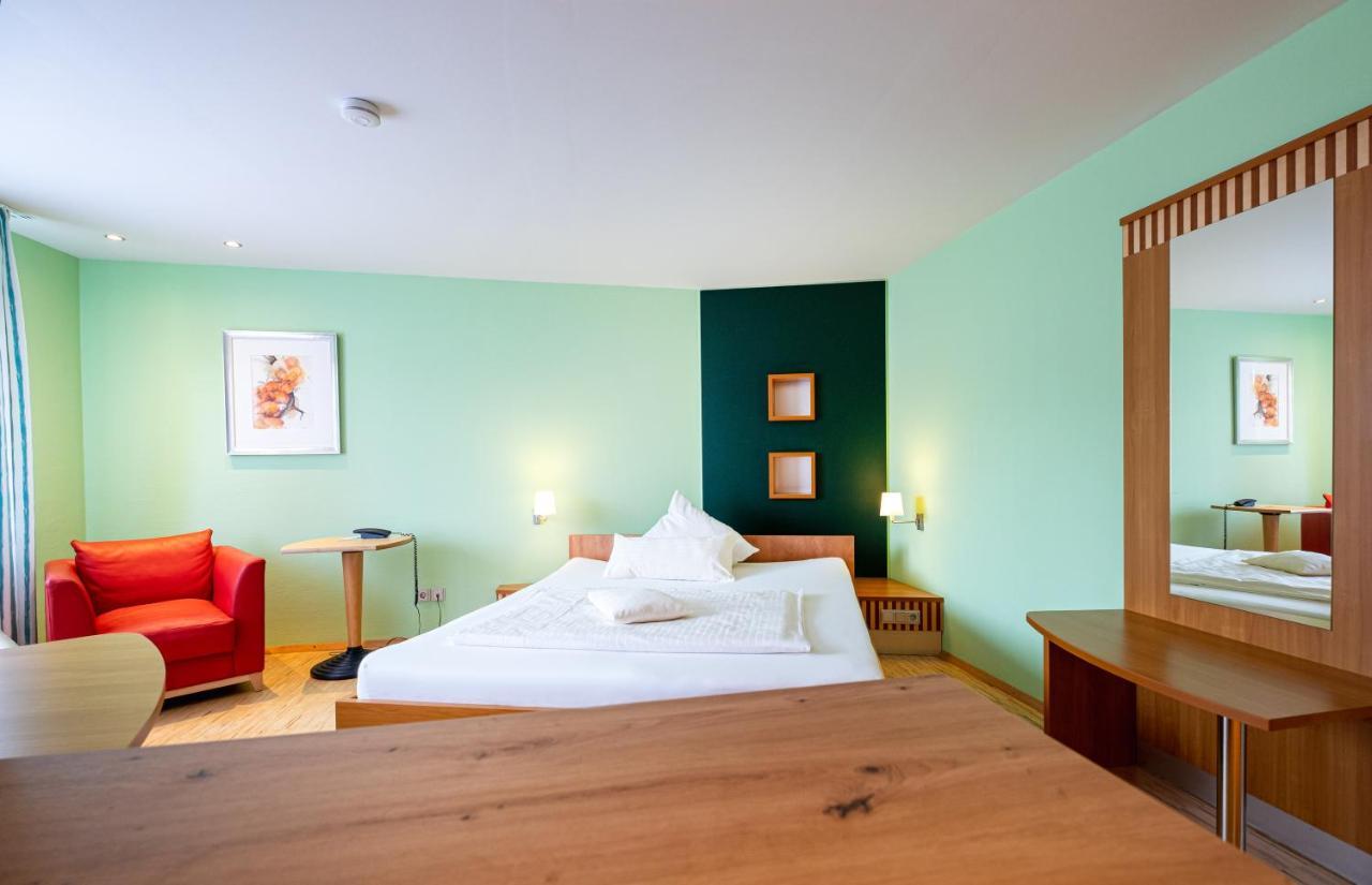 בול Hotel Am Froschbaechel מראה חיצוני תמונה